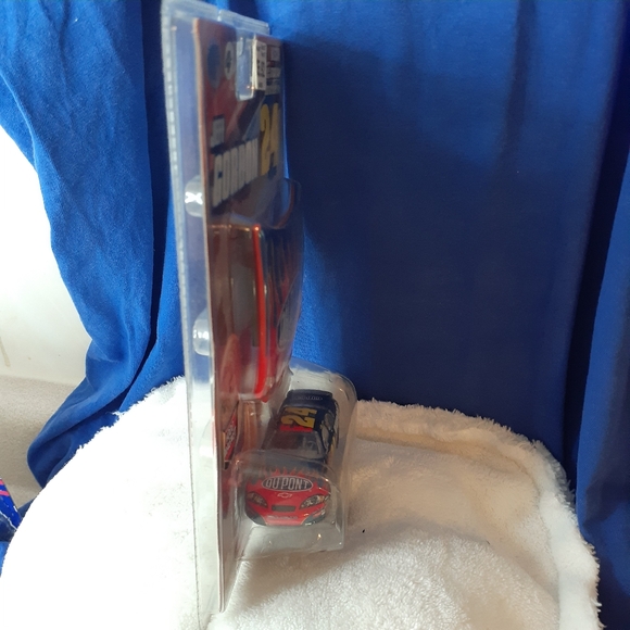 Nascar Jeff Gordon Winner's Circle #24 Die Cast w/ Hood 🧲 $12.50🇨🇦 Shipping - Picture 7 of 14